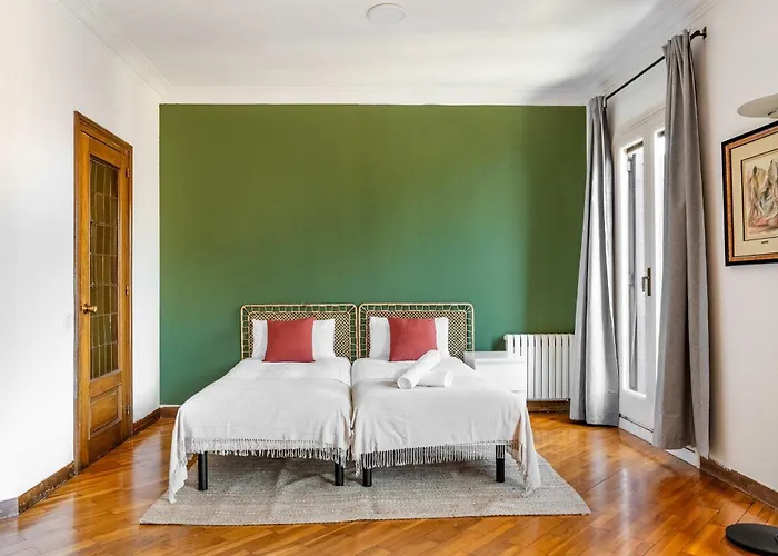 The Collection Barcelona - Big Apartment For 15 In The Heart Of Eixample